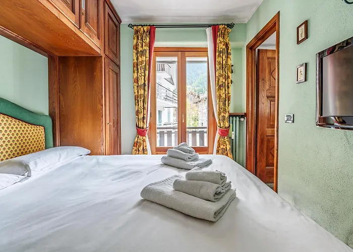 شقة Awesome Three Bedroom In *